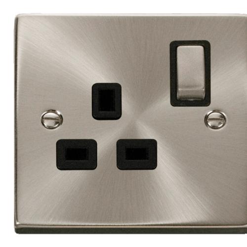 CLICK DECO VPSC535BK 1G 13A DP SWITCH SOCKET SATIN CHROME