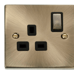 CLICK DECO VPAB535BK 1G 13A DP SWITCH SOCKET ANTIQUE BRASS