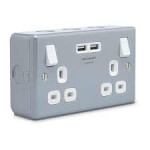 BG METALCLAD MC522U 2G SWITCH SOCKET + 2XUSB